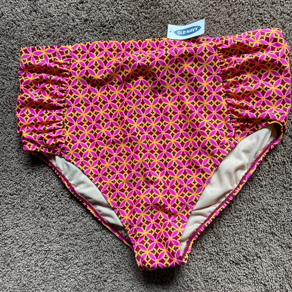 Brand new bikini bottoms